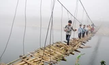 Những cây cầu treo... chờ đứt ở Lai Châu