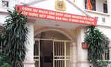 Bắt cóc con nợ trước trụ sở... công an