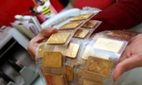 Giá vàng bật tăng 110.000 đồng/lượng
