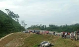 Vụ tai nạn trên cao tốc Nội Bài - Lào Cai chiều nay. Ảnh: Thanh Niên
