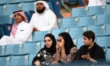 Phụ nữ Ả Rập Saudi sắp được đến các sân vận động lớn cùng gia đình để theo dõi các sự kiện thể thao. Ảnh: CNN