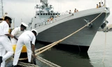Hải quân Ấn Độ từng mua INS Trishul, tàu khu trục lớp Talwar, do Nga sản xuất trước khi ký hợp đồng mua chiến hạm lớp Grigorovich. Ảnh: AFP