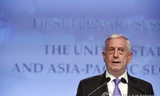 Bộ trưởng Quốc phòng Mỹ James Mattis phát biểu tại cuộc Đối thoại Shangri-La sáng 3/6. Ảnh: Yonhap