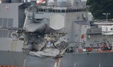 Tàu khu trục USS Fitzgerald của Mỹ bị tàu hàng Philippines đâm hư hỏng nặng. Ảnh: Reuters