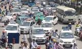 Chuyên gia cho rằng, giá xăng giảm nhưng giá cước taxi vẫn đứng yên là không chấp nhận được. Ảnh: A.Trọng 