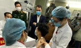 Tình nguyện viên đầu tiên được tiêm thử nghiệm vắc-xin Nanocovax ngày 17/12/2020 tại Học viện Quân yNguồn: Nhân Dân 