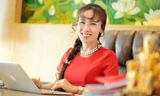 Tỷ phú Phương Thảo cùng công ty liên quan nắm một nửa cổ phần Vietjet
