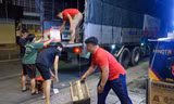 Mô hình ‘ATM cứu nạn’ gửi hàng hóa cứu trợ, giúp người dân vùng lũ phía Bắc