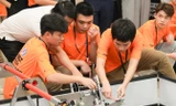 Giải đấu robot có khả năng vẽ tranh và làm việc sáng tạo, để chọn đội khu vực đại diện tranh tài toàn cầu