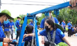 Sinh viên tình nguyện Lào – Campuchia tham gia hoạt động ‘Mùa Hè Xanh’ tại huyện Nhà Bè (TP. HCM)