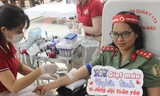 Ngày hội hiến máu ‘Chủ nhật Đỏ’ đến với Công an cửa khẩu cảng hàng không quốc tế Tân Sơn Nhất