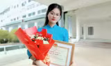 Vừa học vừa làm thêm, nữ thủ khoa trường ĐH Quảng Nam từng bước chinh phục ước mơ nghề giáo