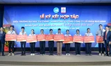 Ra mắt quỹ học bổng cho sinh viên nghèo