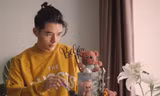 Chàng trai 9X “trồng hoa” trên bánh kem