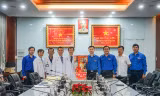 T.Ư Đoàn thăm, chúc Tết các y, bác sĩ Bệnh viện Chợ Rẫy