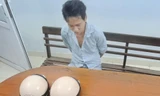 [CLIP] Công an Đà Nẵng bắt kẻ kề dao vào cổ người phụ nữ, cướp tài sản trong đêm
