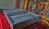 Bảo vật quốc gia bia hộp đá thời Mạc 