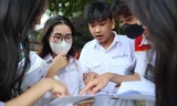 Thông tin 56.000 chứng chỉ IELTS không hợp lệ được đưa ra đúng thời điểm thí sinh đang làm thủ tục đăng kí dự thi tốt nghiệp THPT năm 2024. Ảnh: Như Ý