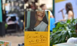 “Cứ Cười Thôi, Mặc Kệ Đời” và thông điệp: Đừng xấu hổ vì đã sống cho chính mình