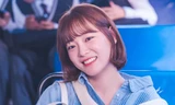 Today’s Webtoon: Kim Sejeong lặp lại chính mình trong “Hẹn Hò Chốn Công Sở” nhưng nhạt hơn