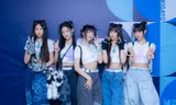 NewJeans trụ vững trên Billboard Hot 100 nhưng chưa thể vượt mặt BLACKPINK