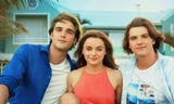 “The Kissing Booth 3” của Netflix: Vừa thấy ghét vừa thấy đồng cảm với nữ chính Elle