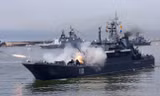 Ukraine nói Nga tăng gấp đôi số tàu chiến ở Biển Đen