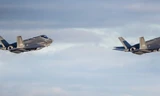 Hai chiến đấu cơ tàng hình F-35 xuất kích bảo vệ không phận Ba Lan