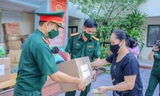 Tiếp sức người dân khu phong tỏa và tuyến đầu chống dịch