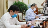 Chủ tịch UBND TPHCM yêu cầu tận dụng '14 ngày vàng' chống dịch COVID-19