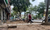 Dịp cuối năm, vỉa hè Thủ đô lại ngổn ngang công trường xây dựng