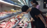 Thịt lợn cấp đông tại các siêu thị sẽ được đẩy mạnh dịp Tết.