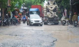 Sửa chữa “con đường khổ” ở cửa ngõ Thủ đô