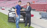 Suarez nhận siêu xe