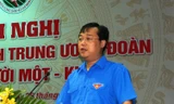 Anh Lê Quốc Phong, Uỷ viên dự khuyết Trung ương Đảng, Bí thư thứ nhất Trung ương Đoàn phát biểu tại hội nghị. 