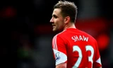 Luke Shaw ngại phải dự bị cho Evra ở M.U.