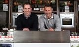 Ryan Giggs và Gary Neville.