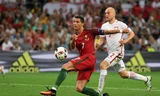 Ronaldo nói gì sau khi 'quay xổ số' với Ba Lan?