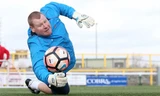 Wayne Shaw trong một buổi tập của Sutton United. Ảnh: BPI. 