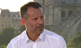 Chia tay M.U, Ryan Giggs xỏ giầy thi đấu trở lại