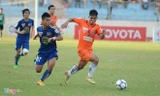 HAGL (áo xanh) thua trắng 2 bàn trước chủ nhà SHB.Đà Nẵng. Ảnh: Zing