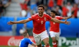 Robson Kanu ghi bàn thắng ấn định chiến thắng 2-1 cho xứ Wales.