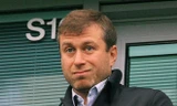Abramovich vẫn còn phải tốn tiền dài dài vì Chelsea