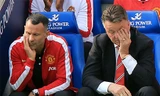 M.U thua ngược, Van Gaal cay đắng