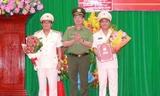 Thượng tướng Nguyễn Văn Thành trao quyết định bổ nhiệm Đại tá Nguyễn Trọng Dũng và Đại tá Đoàn Minh Lý.