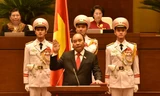 Thủ tướng Nguyễn Xuân Phúc tuyên thệ nhậm chức trước Quốc hội. Ảnh: Như Ý 