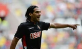 Peter Lim sẵn sàng chi đậm để đưa Falcao về Valencia