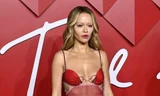 Trang phục của Rita Ora bị chê thô tục