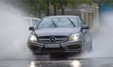 Cần gạt nước thông minh của Mercedes-Benz