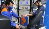 Tăng kịch thuế môi trường vì xăng ở Việt Nam rẻ hơn 120 quốc gia?